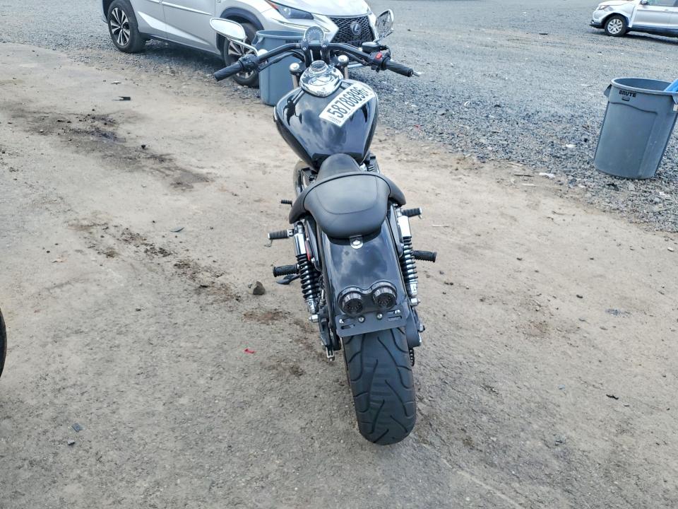2016 Triumph motorcycle Speedmaste VIN SMT915RN0GT721512 COPART salvage auction — FRONT END, SC, sold $400 on 2026-09-17 (photo 4)