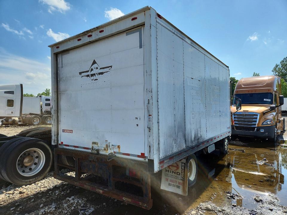 2019 Hino All other VIN JHHYDM1H1KK008020 COPART salvage auction — SIDE, IL - SALVAGE CERTIFICATE, sold $2,800 on 2026-07-27 (photo 3)