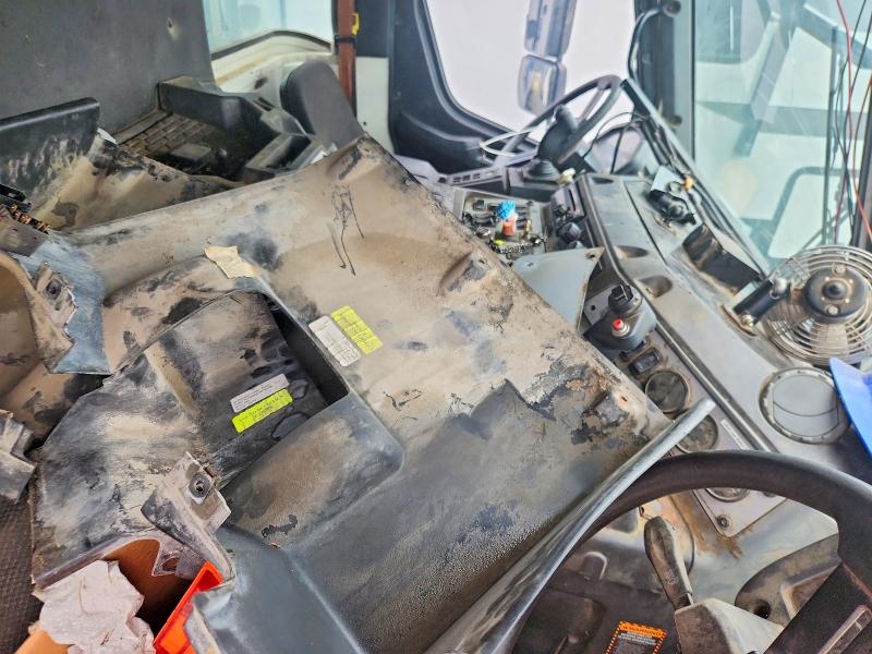 2016 Mack All other VIN 1M2LR05C7GM001232 COPART salvage auction — FRONT END, CD, sold $10 on 2026-07-09 (photo 5)