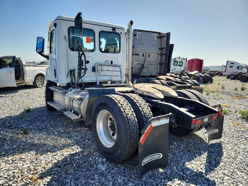 2024 Freightliner All other VIN 3AKBHTDV0RSVK1561 COPART salvage auction — FRONT END, CA - SALVAGE CERTIFICATE (P), sold $975 on 2026-07-09 (photo 3)