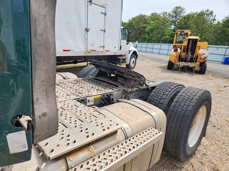 2016 Mack All other VIN 1M1AW01X8GM008459 COPART salvage auction — MINOR DENT/SCRATCHES, OK - CERTIFICATE OF TITLE, sold $1,100 on 2026-07-08 (photo 9)