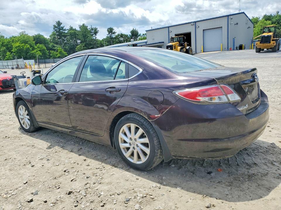 2011 Mazd 6 VIN 1YVHZ8CH8B5M25832 COPART salvage auction — MINOR DENT/SCRATCHES, MA - CERTIFICATE OF TITLE, sold $650 on 2026-07-02 (photo 2)