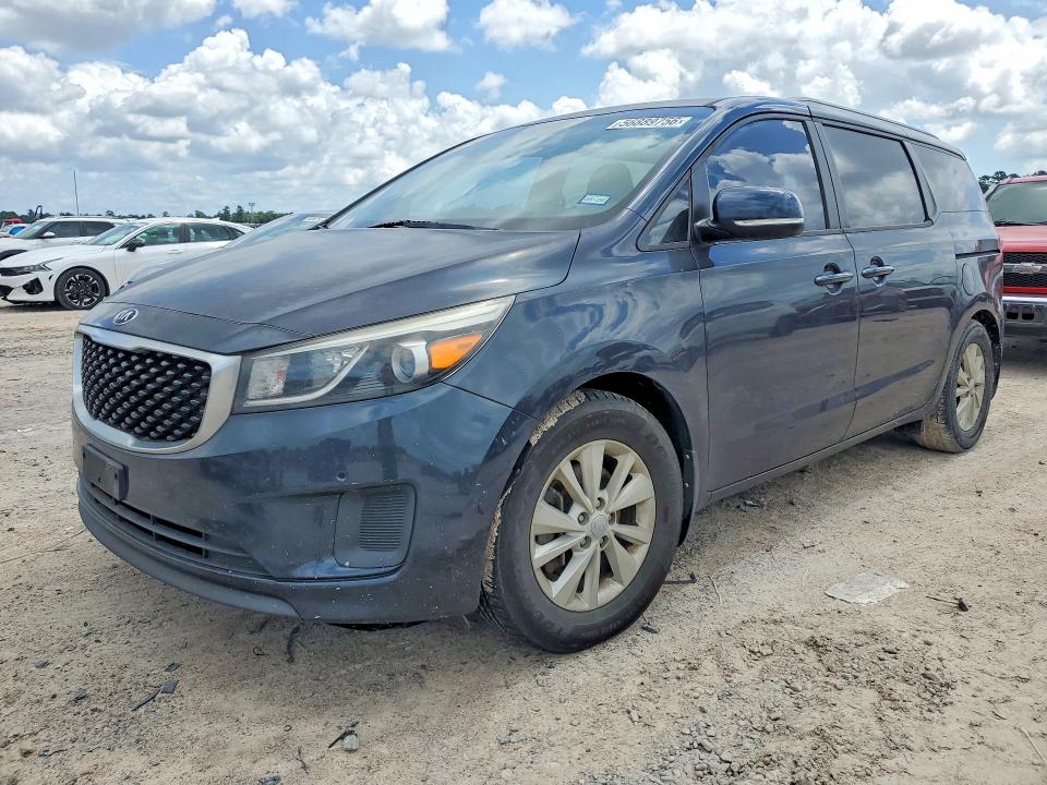 2016 Kia SEDONA VIN KNDMB5C19G6215042 COPART salvage auction — MINOR DENT/SCRATCHES, CT, sold $2,750 on 2026-07-17 (photo 1)