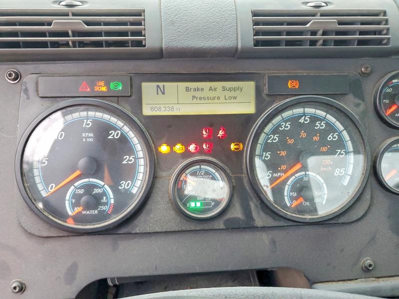 2017 Freightliner All other VIN 1FUJGEDRXHLHM7522 COPART salvage auction — MECHANICAL, WA - VEHICLE CERT OF OWNERSHIP-TITL, sold $15 on 2026-07-28 (photo 8)