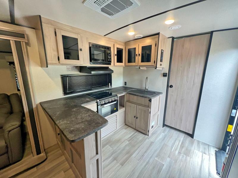 2023 Coachmen All models VIN 5ZT2SBTB7PS046174 COPART salvage auction — NORMAL WEAR, GA - CERTIFICATE OF TITLE (P), sold $4,650 on 2026-07-16 (photo 9)