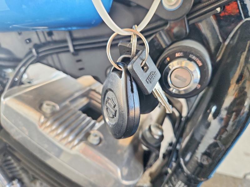 2011 Harley-davidson Sprtstr120 VIN 1HD1CZ318BC435742 COPART salvage auction — NORMAL WEAR, TX - CERTIFICATE OF TITLE, sold $1,050 on 2026-07-23 (photo 8)