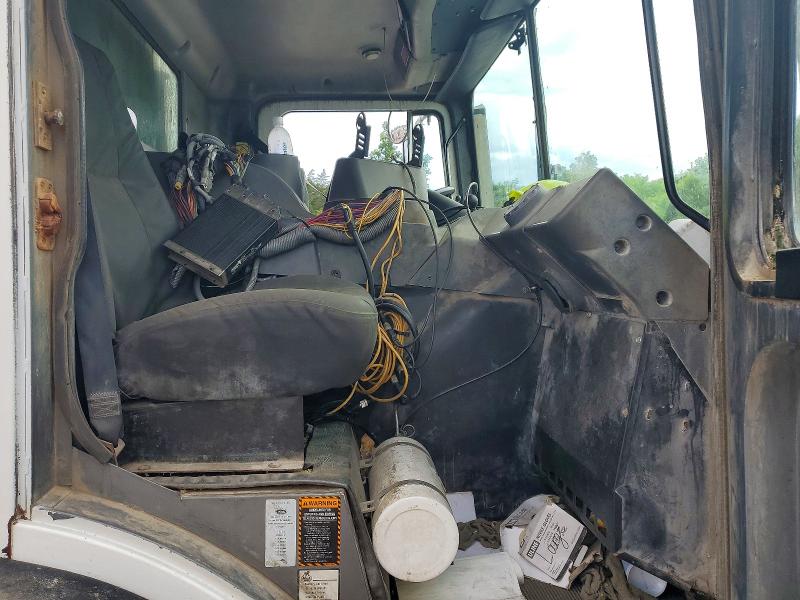 2012 Mack All other VIN 1M2AV04C9CM008925 COPART salvage auction — ALL OVER, CD, sold $225 on 2026-07-09 (photo 6)