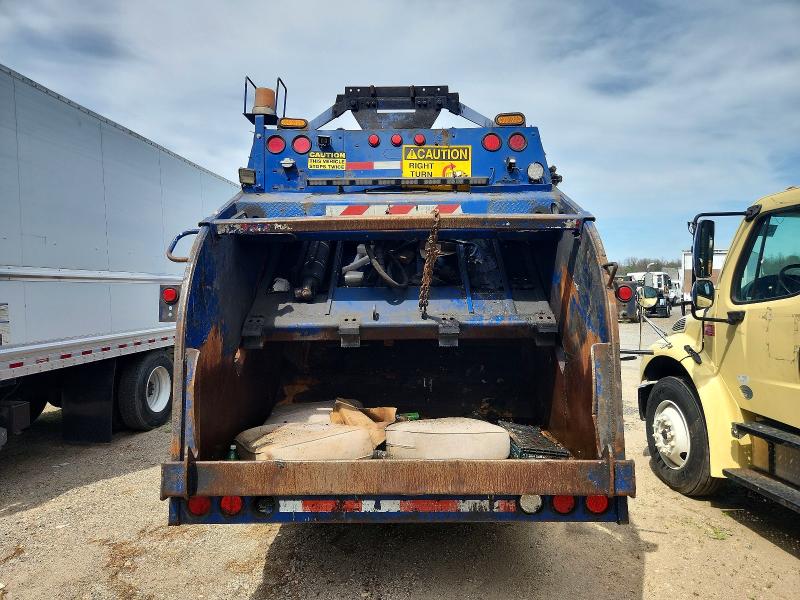 2010 Mack All other VIN 1M2AV02C8BM006519 COPART salvage auction — MINOR DENT/SCRATCHES, CD, sold $525 on 2026-09-10 (photo 6)