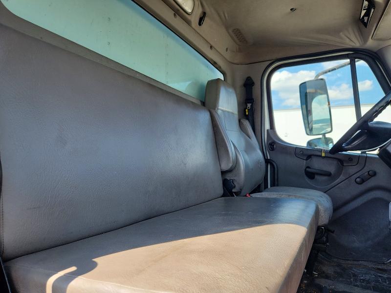 2017 Freightliner All models VIN 1FVACWFBXHHJF8463 COPART salvage auction — FRONT END, TN - CERTIFICATE OF TITLE, sold $8,700 on 2026-07-23 (photo 6)