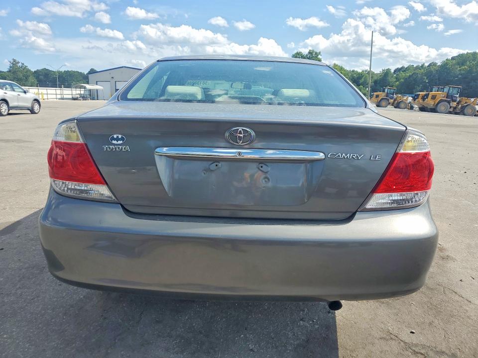 2005 Toyota Camry VIN 4T1BE32K65U545027 COPART salvage auction — MECHANICAL, Nc - Dealer Only Clean Title, sold $550 on 2026-07-09 (photo 6)
