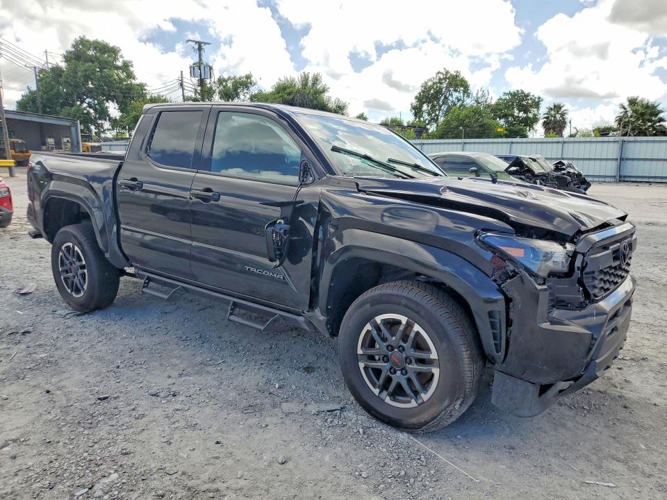 2025 Toyota Tacoma VIN 3TMKB5FN9SM053525 COPART salvage auction — FRONT END, Tx - Certificate Of Title, sold $17,100 on 2026-07-09 (photo 4)
