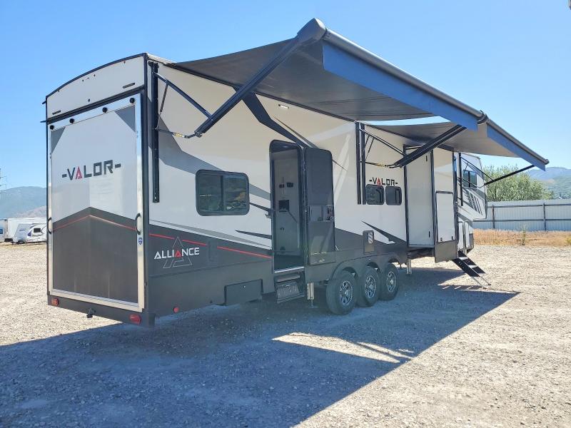 2023 Alliance Valor VIN 7M5FV4535PA007497 COPART salvage auction — MINOR DENT/SCRATCHES, SC, sold $26,500 on 2026-07-13 (photo 4)