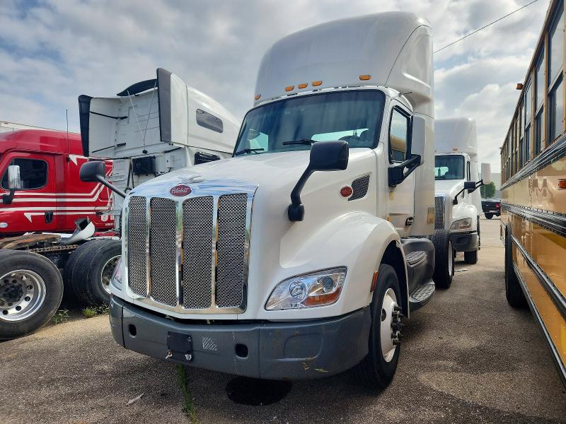 2017 Peterbilt All other VIN 1XPBA48X0HD428801 COPART salvage auction — MINOR DENT/SCRATCHES, CT, sold $5,700 on 2026-07-07 (photo 2)