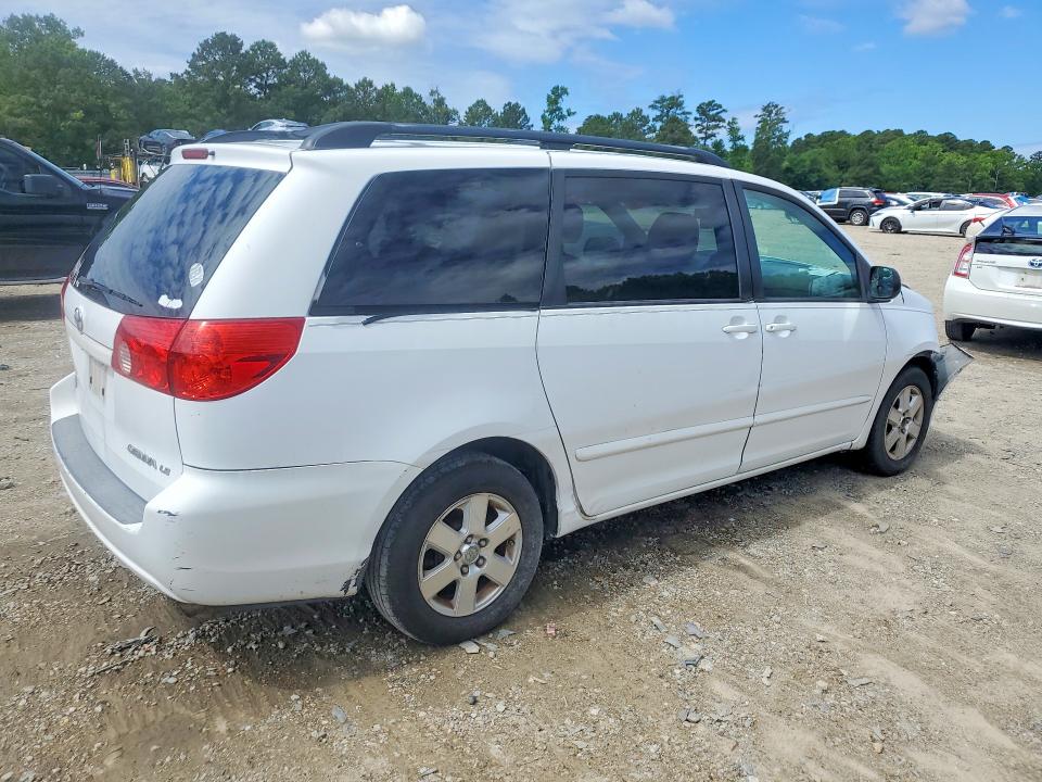 2010 Toyota Sienna VIN 5TDKK4CC2AS303747 COPART salvage auction — FRONT END, Va - Certificate Of Title, sold $800 on 2026-07-14 (photo 3)