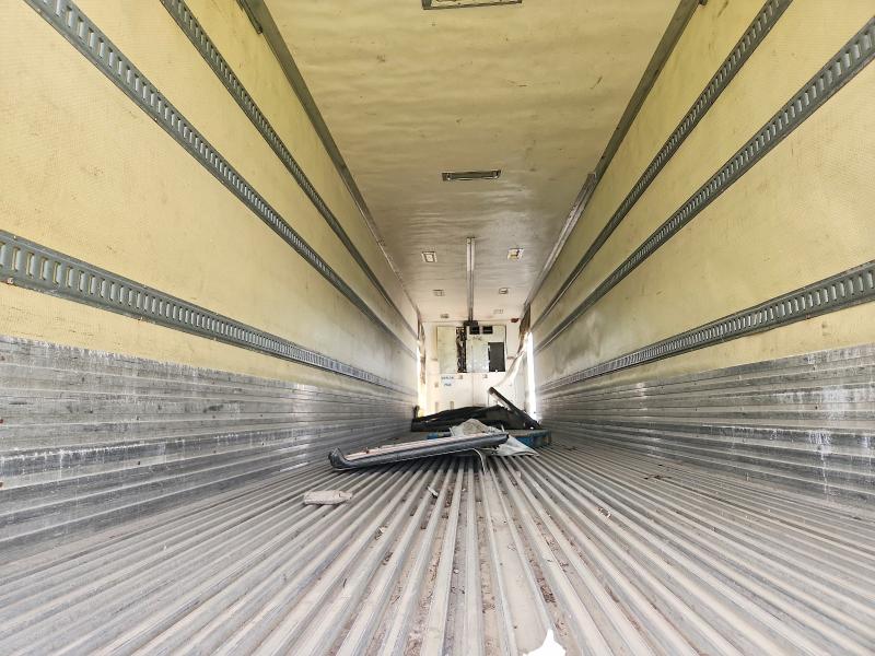 2007 Utility trailer manufacture Trailer VIN 1UYVS24867M917511 COPART salvage auction — REAR END, CT, sold $25 on 2026-07-28 (photo 9)