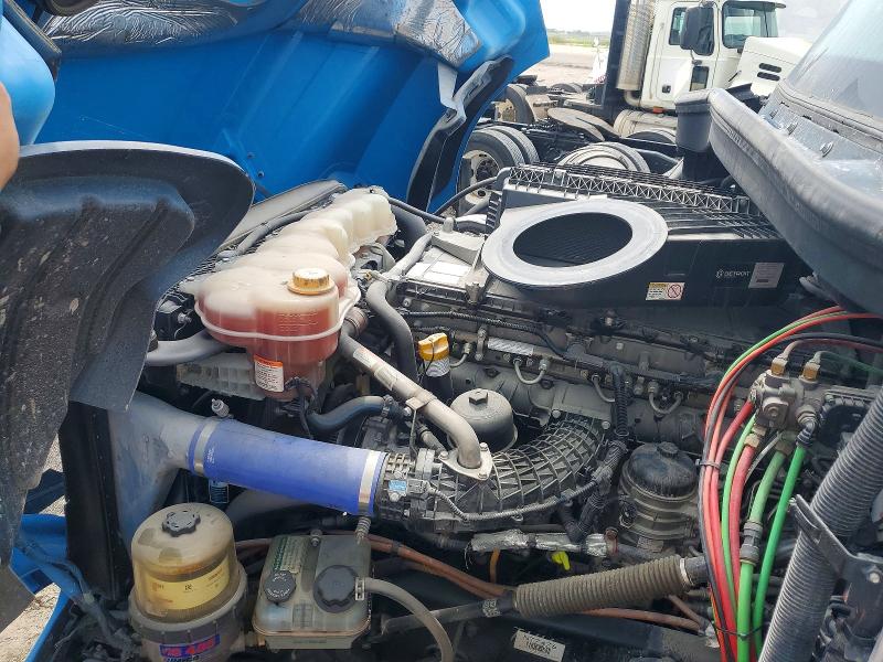 2022 Freightliner All other VIN 3AKJHHDR4NSNT7476 COPART salvage auction — MINOR DENT/SCRATCHES, IN - CERTIFICATE OF TITLE (P), sold $32,500 on 2026-07-14 (photo 7)