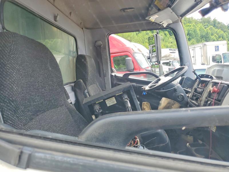2010 Hino All other VIN 5PVNV8JG1A4S50231 COPART salvage auction — ALL OVER, WV - SALVAGE CERTIFICATE, sold $425 on 2026-07-30 (photo 6)