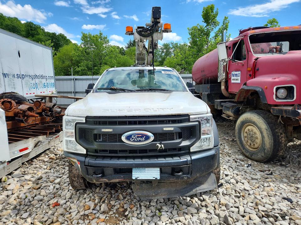 2021 Ford F550 VIN 1FDUF5HT5MDA11825 COPART salvage auction — NORMAL WEAR, Ga - Certificate Of Title, sold $8,200 on 2026-07-14 (photo 5)