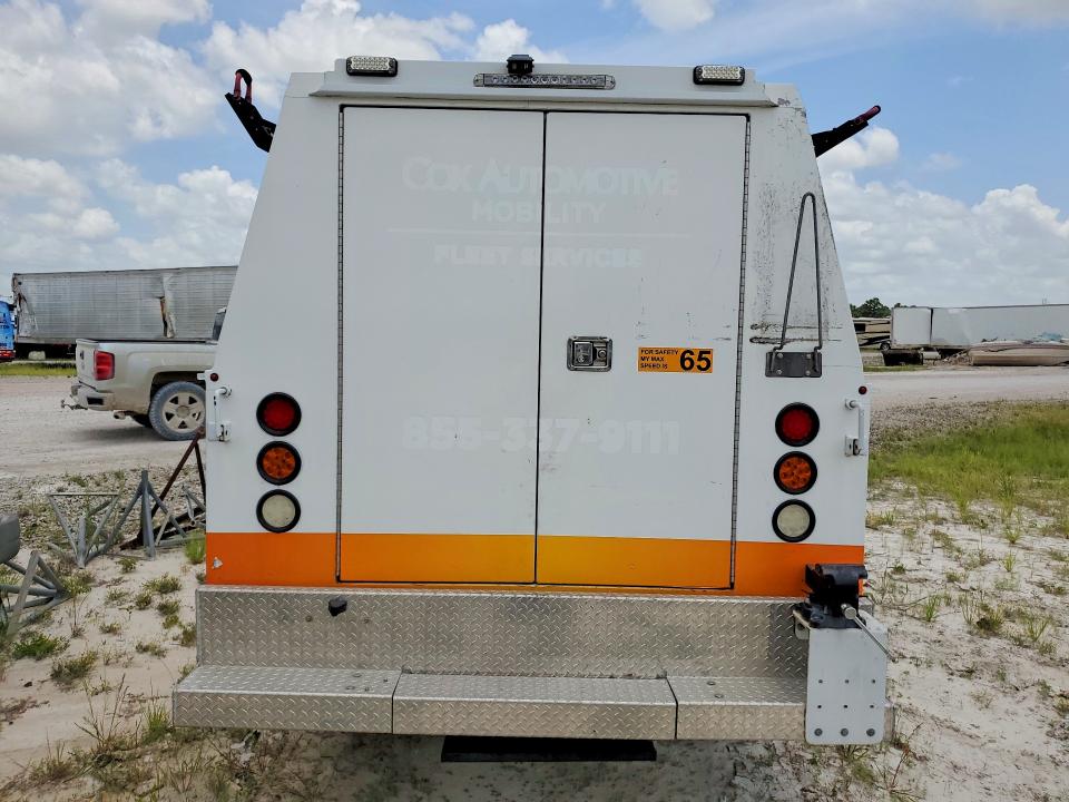 2019 Freightliner Sprinter VIN WDPPF4CD5KN038664 COPART salvage auction — MINOR DENT/SCRATCHES, LA - CERTIFICATE OF TITLE (P), sold $7,700 on 2026-07-14 (photo 6)