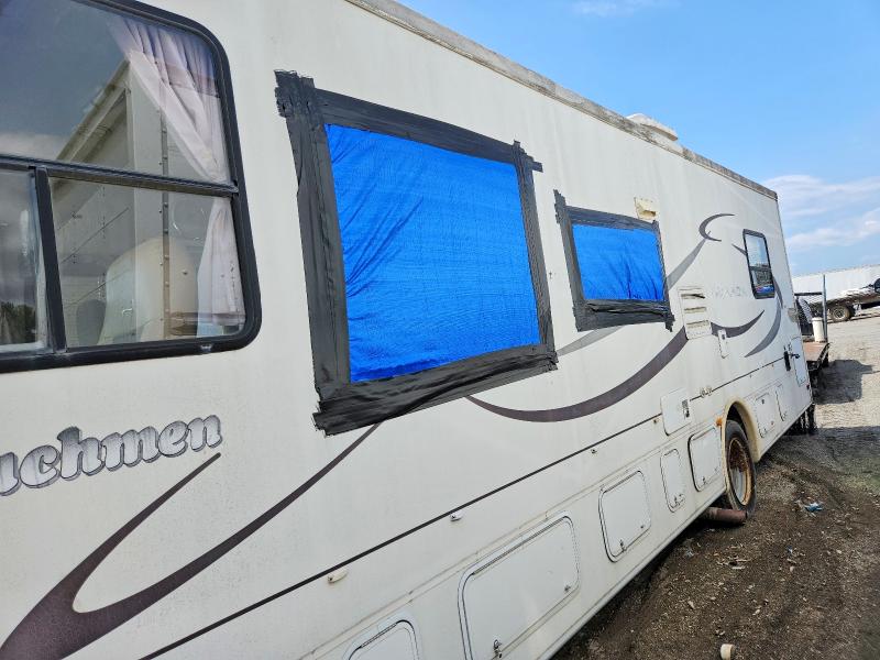 2002 Coachmen rv Recreation VIN 1FCLF53S020A06311 COPART salvage auction — ALL OVER, IL - CERTIFICATE OF TITLE, sold $375 on 2026-07-28 (photo 9)