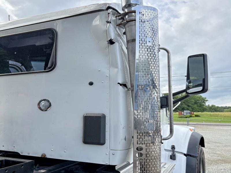 2020 Peterbilt All other VIN 1NPCX4TX1LD664273 COPART salvage auction — SIDE, KY - CERTIFICATE OF TITLE (P), sold $46,000 on 2026-07-16 (photo 9)