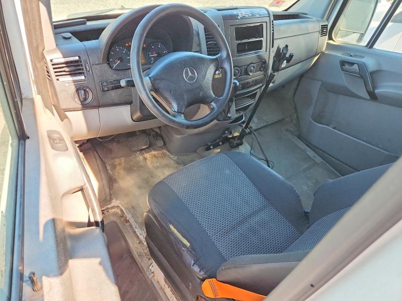 2011 Mercedes-benz Sprinter VIN WD3PE8CB3B5577892 COPART salvage auction — SIDE, CT, sold $400 on 2026-08-04 (photo 8)