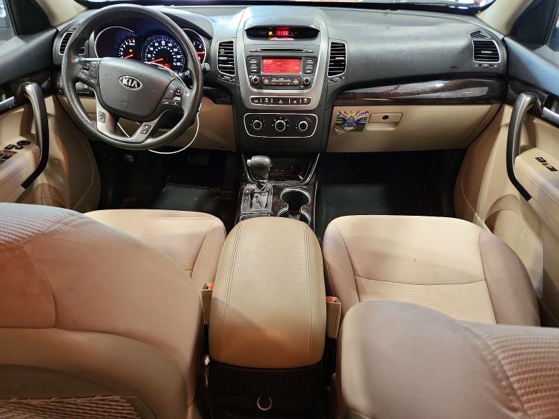 2015 Kia Sorento VIN 5XYKTDA79FG605544 COPART salvage auction — MECHANICAL, WI - CERTIFICATE OF TITLE, sold $750 on 2026-07-29 (photo 8)
