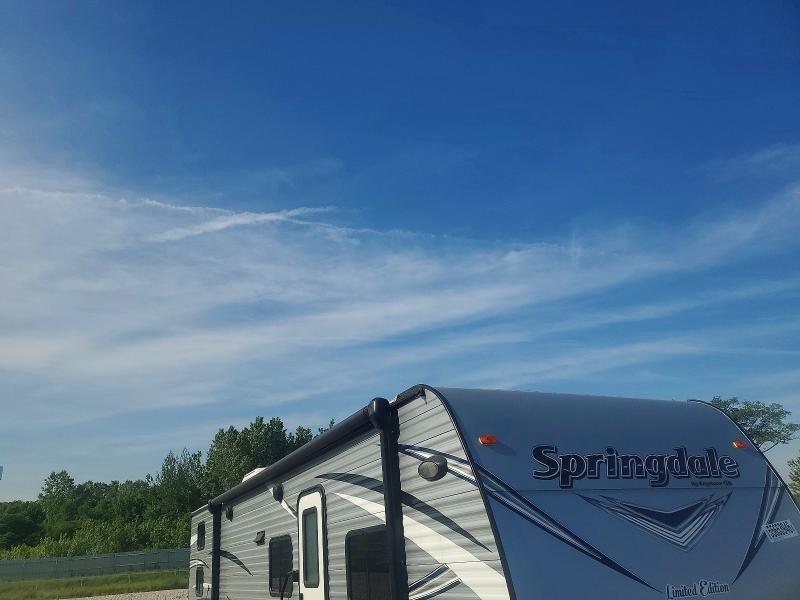 2017 Kutb Springdale VIN 4YDT27021H3105655 COPART salvage auction — ROOF, CT, sold $2,700 on 2026-08-06 (photo 9)