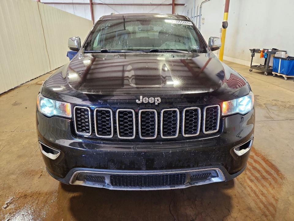 2017 Jeep Cherokee VIN 1C4RJFBG6HC676450 COPART salvage auction — MINOR DENT/SCRATCHES, Wv - Certificate Of Title, sold $8,300 on 2026-07-02 (photo 5)