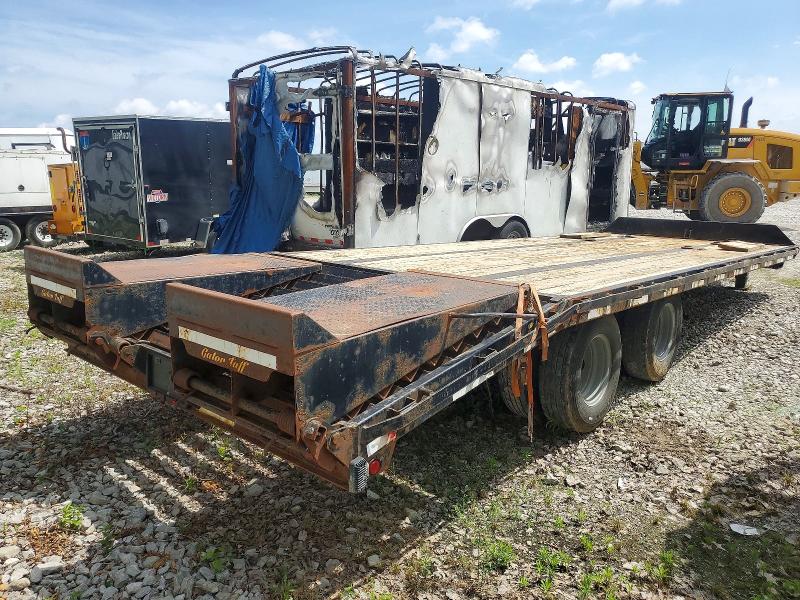 2019 Heav Y duty tra VIN 4Z1PB2521KS006019 COPART salvage auction — ALL OVER, KY - BILL OF SALE/PART ONLY/NO TITL, sold $2,250 on 2026-07-09 (photo 4)