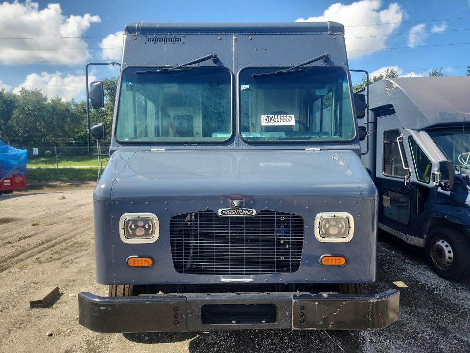 2020 Frht All other VIN 4UZAC2EA5LCMH7915 COPART salvage auction — ROOF, CT, sold $19,400 on 2026-07-07 (photo 5)