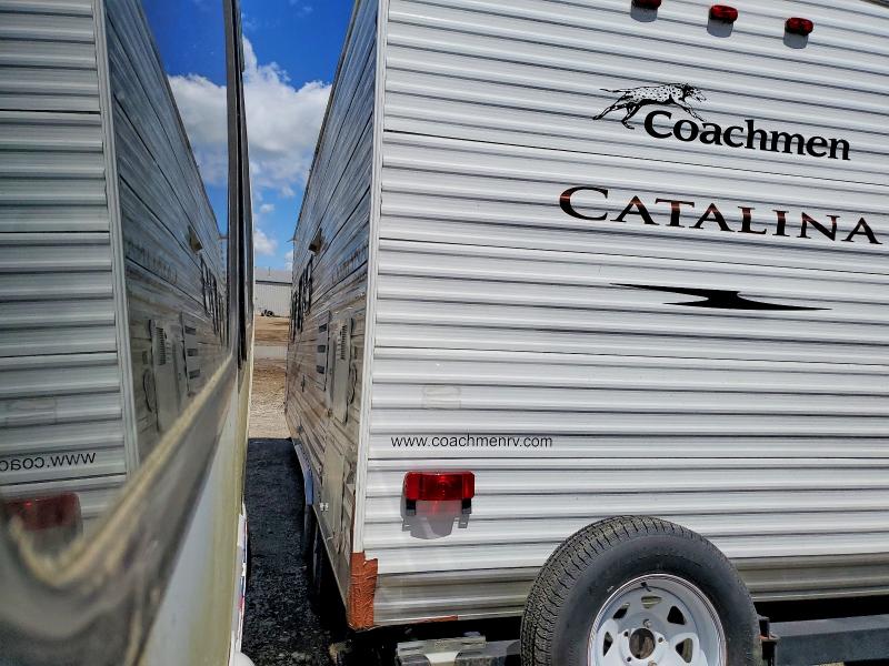 2010 Catl Coach VIN 5ZT2CALBXAA009480 COPART salvage auction — ROOF, MI - CERTIFICATE OF TITLE, sold $200 on 2026-07-24 (photo 3)
