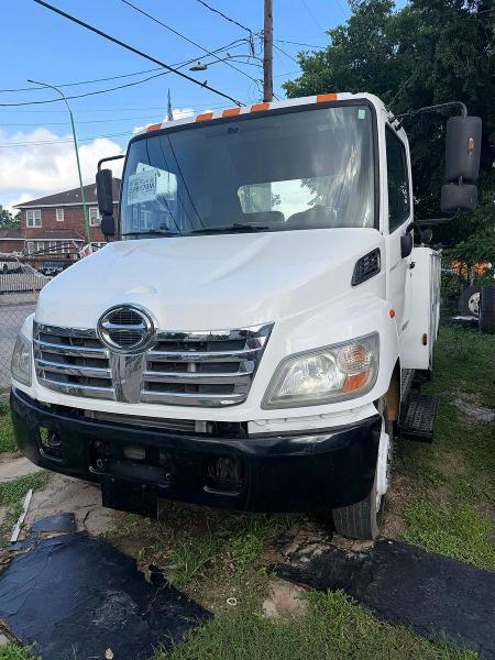 2009 Hino All other VIN 5PVNC6JM294S50444 COPART salvage auction — MINOR DENT/SCRATCHES, WI - CERTIFICATE OF TITLE (P), sold $3,050 on 2026-07-14 (photo 2)