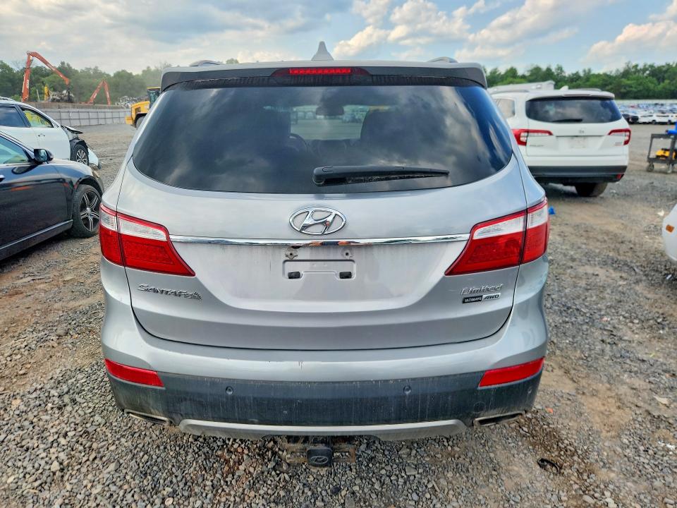 2016 Hyundai Santa fe VIN KM8SRDHFXGU159153 COPART salvage auction — MINOR DENT/SCRATCHES, CT, sold $2,050 on 2026-07-10 (photo 6)