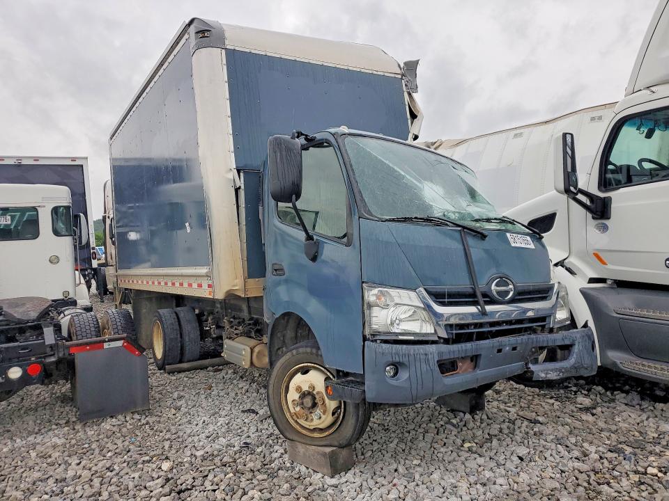 2020 Hino All other VIN JHHRDM2H4LK009571 COPART salvage auction — ROLLOVER, AZ - CERT OF TITLE - SALVAGE, sold $2,500 on 2026-07-27 (photo 4)