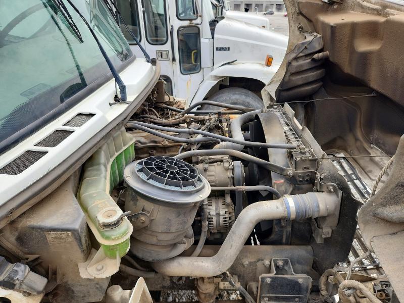 2006 Freightliner All models VIN 1FVACXDCX6HW47464 COPART salvage auction — NORMAL WEAR, FL - CERTIFICATE OF DESTRUCTION (P), sold $1,550 on 2026-07-09 (photo 7)