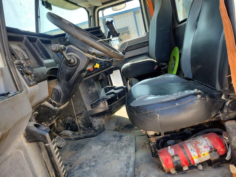 2019 Mack All other VIN 1M1PN3GY5KM001704 COPART salvage auction — MINOR DENT/SCRATCHES, CT, sold $8,900 on 2026-07-07 (photo 5)