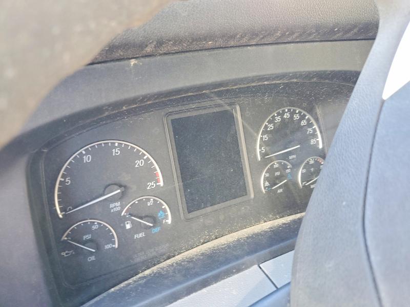 2022 Freightliner All other VIN 3AKJHHDR8NSNT9120 COPART salvage auction — ROLLOVER, ST, sold $125 on 2026-07-23 (photo 8)