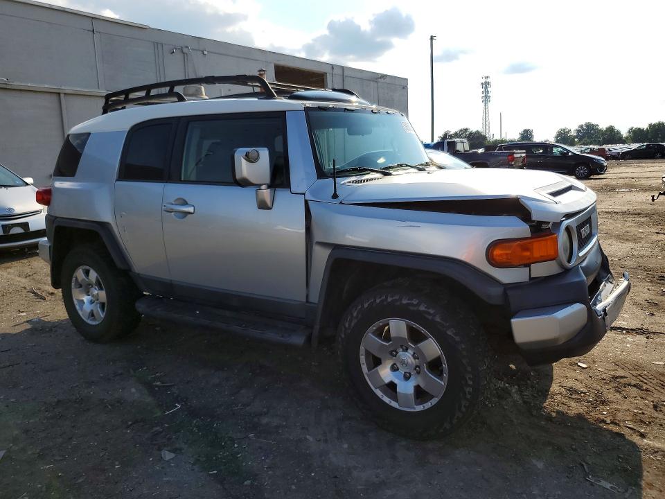 2008 Toyota Fj cruiser VIN JTEBU11F280106480 COPART salvage auction — FRONT END, Va - Certificate Of Title, sold $3,950 on 2026-07-15 (photo 4)