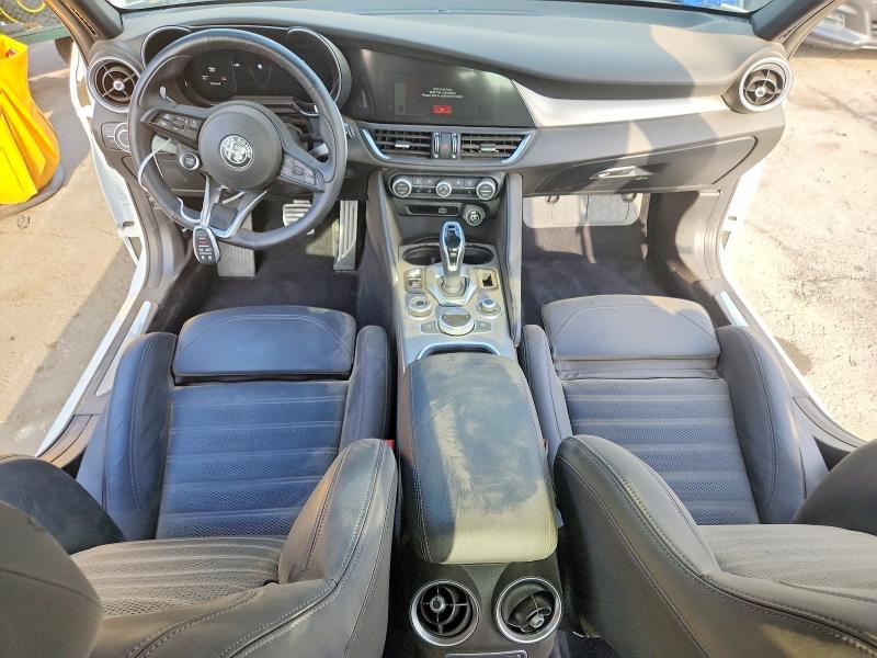 2024 Alfa romeo Giulia VIN ZARFAMBN1R7683277 COPART salvage auction — FRONT END, Ca - Certificate Of Title, sold $10,600 on 2026-07-02 (photo 8)