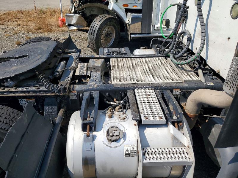 2018 Peterbilt All other VIN 1XPBA48X6JD478012 COPART salvage auction — NORMAL WEAR, IN - DIS/DLR/EXP ONLY CLEAN TITLE, sold $10,000 on 2026-07-28 (photo 6)