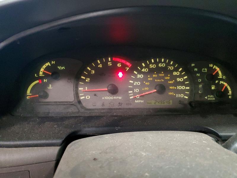 2003 Toyota Sequoia VIN 5TDZT38A13S140430 COPART salvage auction — MINOR DENT/SCRATCHES, Mn - Certificate Of Title, sold $675 on 2026-07-07 (photo 9)