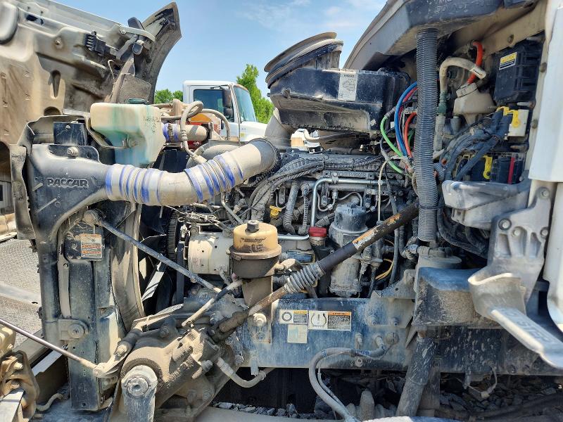 2017 Kenworth All other VIN 1XKZDP9X5HJ169879 COPART salvage auction — NORMAL WEAR, CT, sold $10,900 on 2026-07-21 (photo 7)