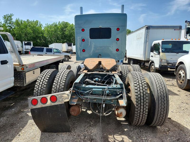 2000 Kenworth All other VIN 1XKWDB9XXYJ851694 COPART salvage auction — NORMAL WEAR, CO - DEALER ONLY SALVAGE TITLE, sold $11,200 on 2026-07-09 (photo 6)