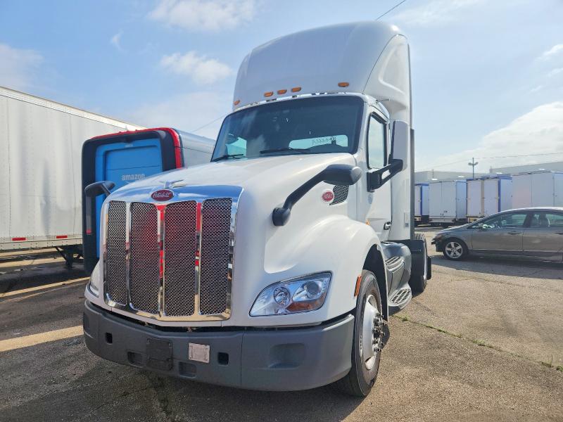 2019 Peterbilt All other VIN 1XPBA48X0KD478590 COPART salvage auction — MINOR DENT/SCRATCHES, CT, sold $6,000 on 2026-07-07 (photo 2)