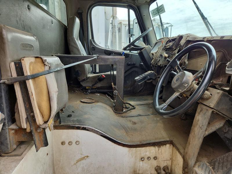 2006 Freightliner All models VIN 1FVACXDCX6HW47464 COPART salvage auction — NORMAL WEAR, FL - CERTIFICATE OF DESTRUCTION (P), sold $1,550 on 2026-07-09 (photo 5)