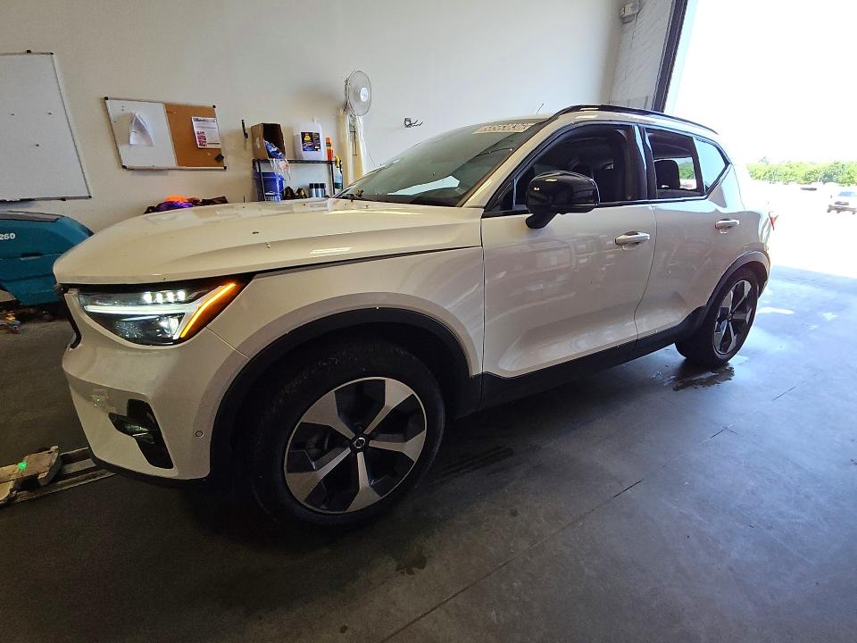 2025 Volvo Xc40 VIN YV4L12UC4S2488433 COPART salvage auction — SIDE, Ct - Certificate Of Title, sold $14,800 on 2026-07-23 (photo 1)