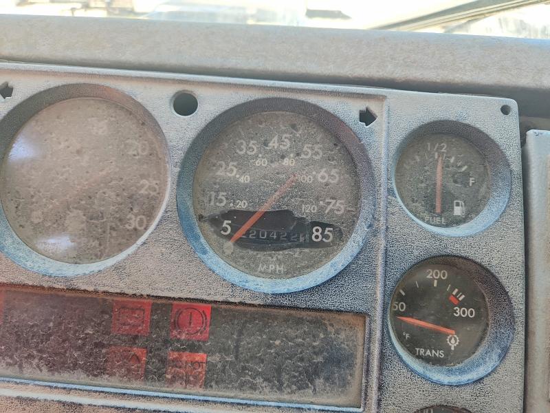 1997 Freightliner All other VIN 1FV6HLBB9VH696390 COPART salvage auction — NORMAL WEAR, FL - CERTIFICATE OF DESTRUCTION (P), sold $600 on 2026-07-09 (photo 8)
