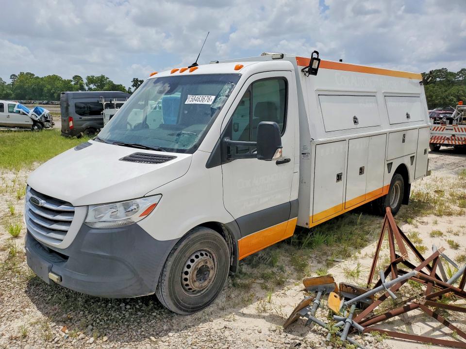 2019 Freightliner Sprinter VIN WDPPF4CD5KN038664 COPART salvage auction — MINOR DENT/SCRATCHES, LA - CERTIFICATE OF TITLE (P), sold $7,700 on 2026-07-14 (photo 1)