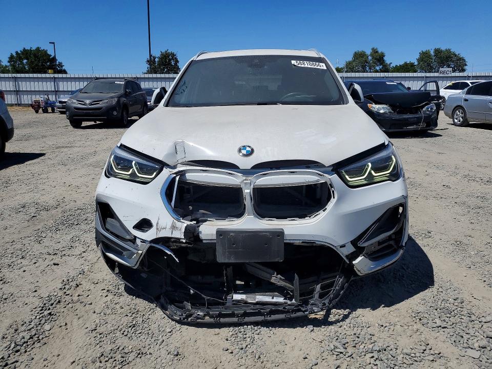 2022 BMW X1 VIN WBXJG7C08N5U49380 COPART salvage auction — FRONT END, DV, sold $7,900 on 2026-07-28 (photo 5)